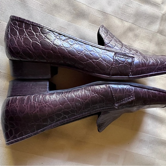 Elegant Brown Loafers for Women Size 5‎ - Picture 5 of 11